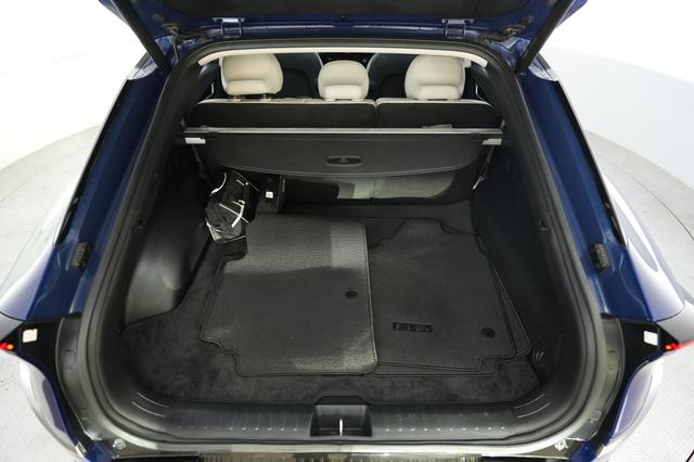 2023 Kia EV6 — photo 6 of 21