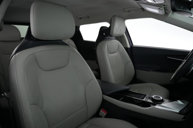 2023 Kia EV6 — photo 18 of 21