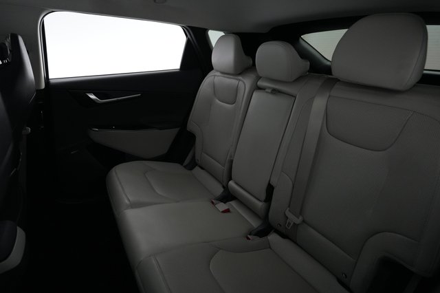 2023 Kia EV6 — photo 19 of 21