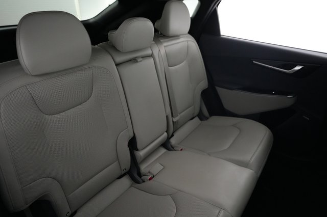 2023 Kia EV6 — photo 4 of 21