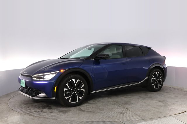 2023 Kia EV6 — photo 14 of 21