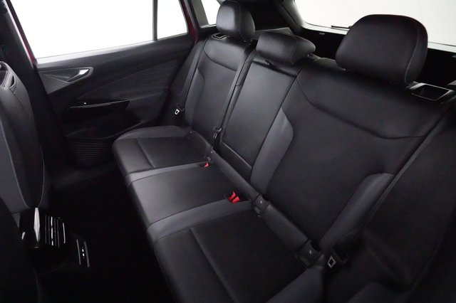 2024 Volkswagen ID.4 — photo 19 of 20