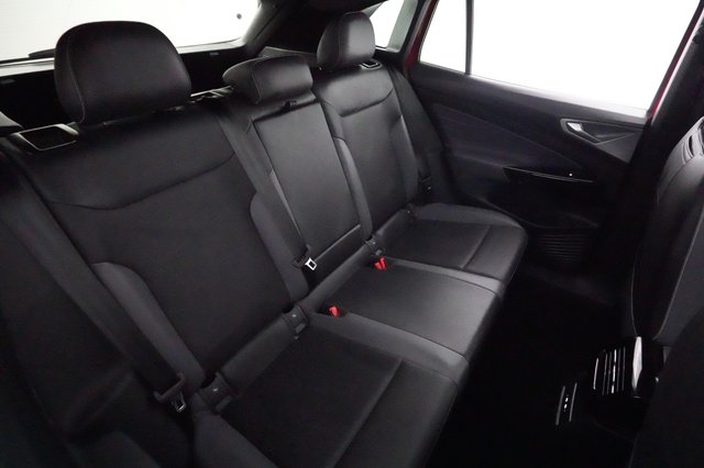 2024 Volkswagen ID.4 — photo 4 of 20