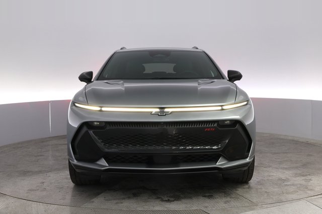 2024 Chevrolet Equinox EV — photo 9 of 20