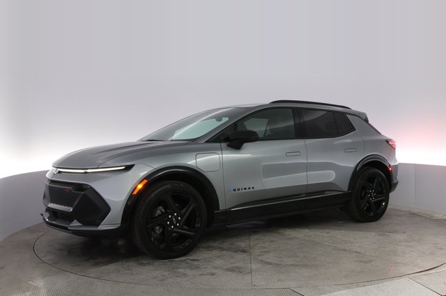 2024 Chevrolet Equinox EV — photo 14 of 20