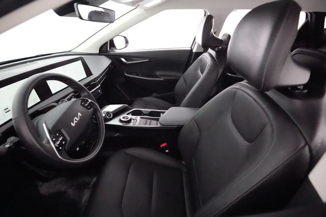 2024 Kia EV6 — photo 3 of 20