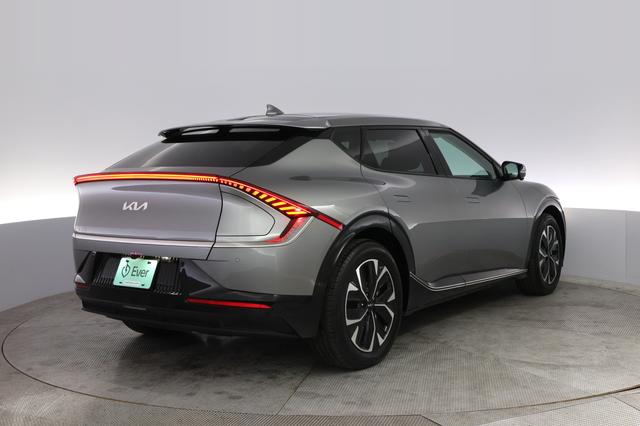 2024 Kia EV6 — photo 2 of 20