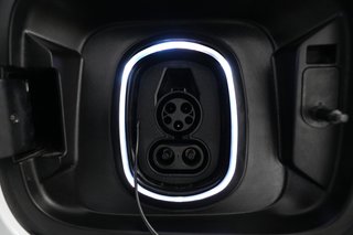 2025 Chevrolet Silverado EV — photo 8 of 15