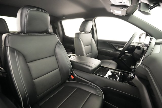 2025 Chevrolet Silverado EV — photo 12 of 15