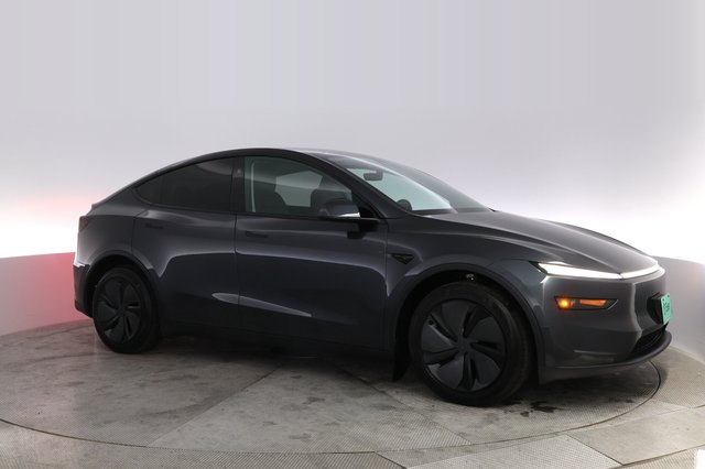 2026 Tesla Model Y — photo 11 of 21