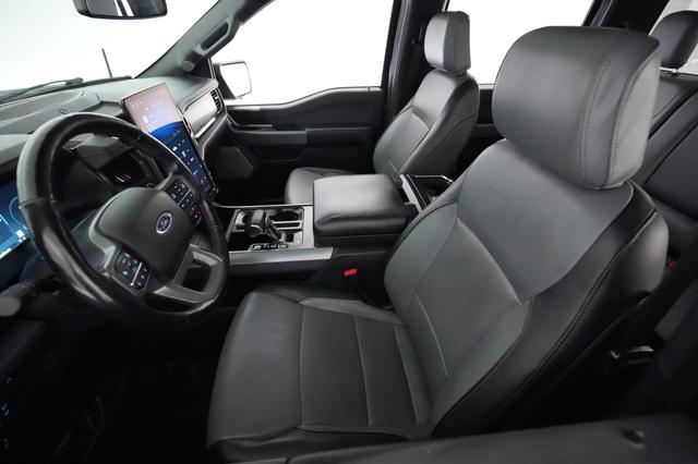 2022 Ford F-150 Lightning — photo 3 of 16