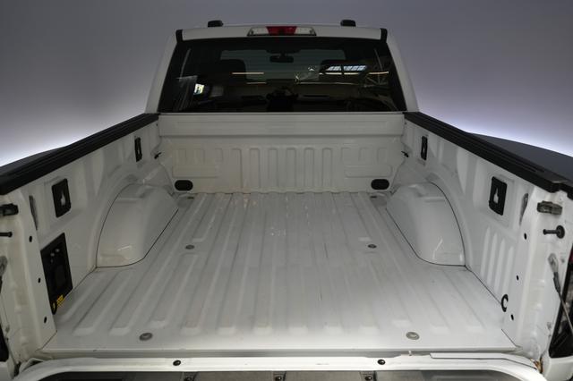 2023 Ford F-150 Lightning — photo 6 of 15
