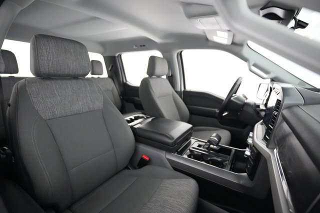 2023 Ford F-150 Lightning — photo 12 of 15