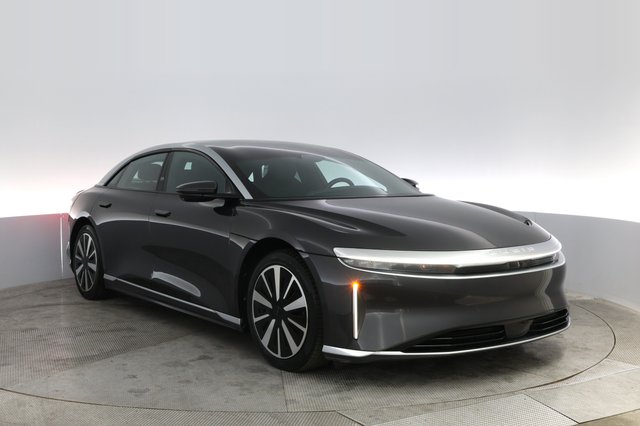 2023 Lucid Air — photo 10 of 21