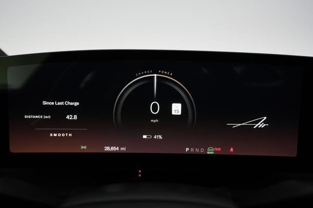 2023 Lucid Air — photo 5 of 21