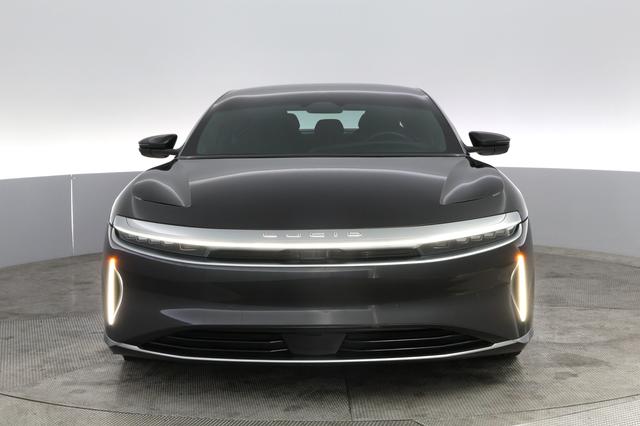 2023 Lucid Air — photo 9 of 21