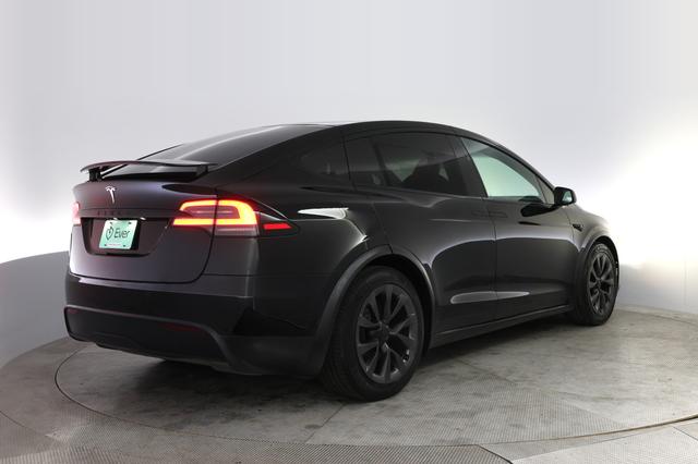2023 Tesla Model X — photo 2 of 22