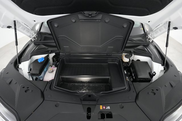 2023 Genesis GV60 — photo 23 of 24