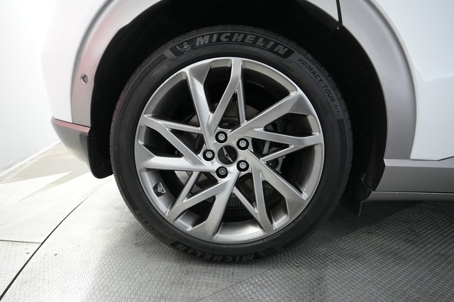 2023 Genesis GV60 — photo 17 of 24