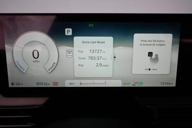 2024 Genesis GV60