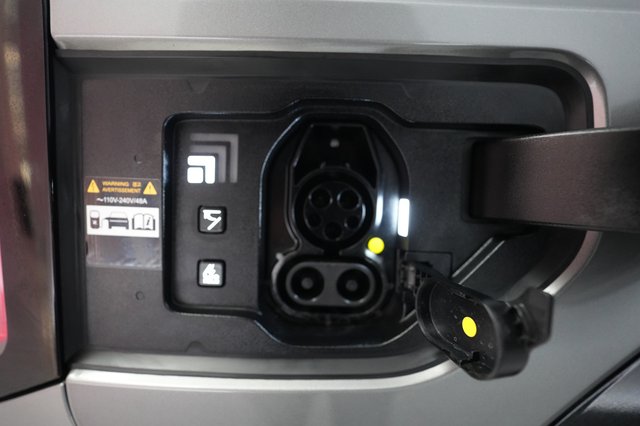 2024 Kia EV9 — photo 8 of 22