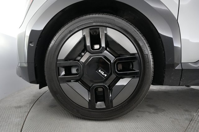 2024 Kia EV9 — photo 15 of 22