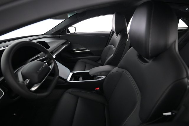2024 Lucid Air — photo 3 of 21