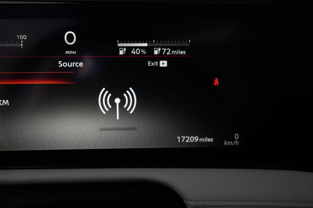 2024 Nissan Ariya — photo 5 of 20