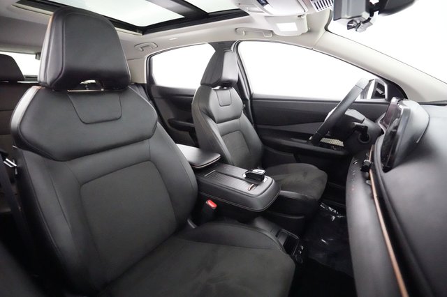 2024 Nissan Ariya — photo 18 of 21