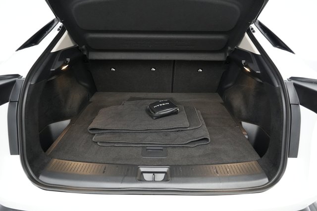 2024 Nissan Ariya — photo 6 of 21