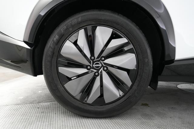 2024 Nissan Ariya — photo 7 of 21