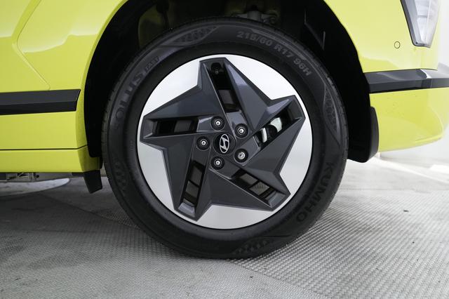 2024 Hyundai Kona Electric — photo 7 of 21