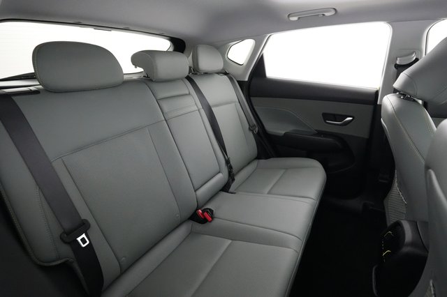 2024 Hyundai Kona Electric — photo 4 of 21