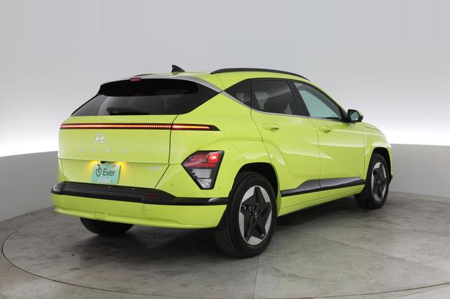 2024 Hyundai Kona Electric — photo 2 of 21