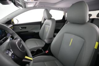 2024 Hyundai Kona Electric — photo 3 of 21