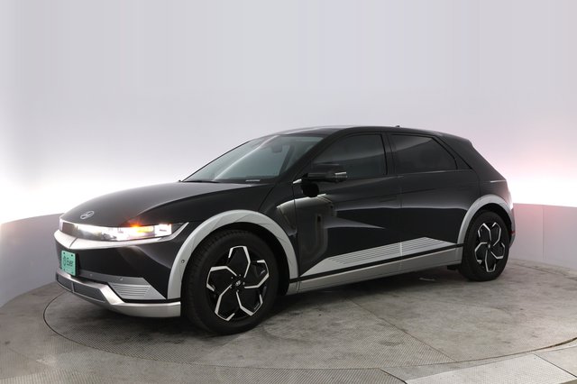 2024 Hyundai IONIQ 5 — photo 14 of 20
