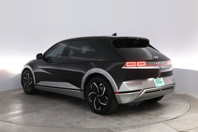 2024 Hyundai IONIQ 5 — photo 13 of 20