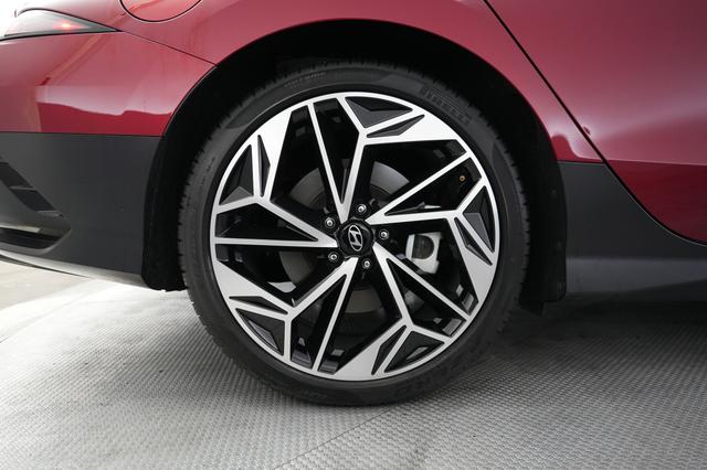2024 Hyundai IONIQ 6 — photo 7 of 20