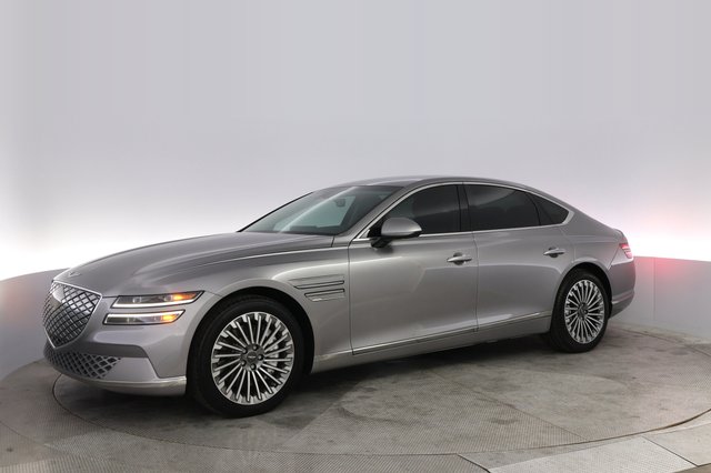 2024 Genesis Electrified G80 — photo 14 of 21