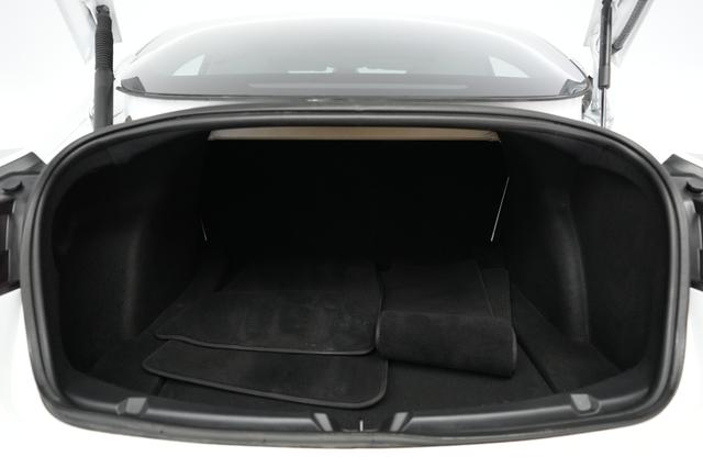2022 Tesla Model 3 — photo 6 of 21