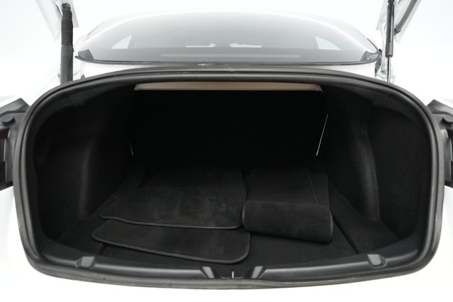 2022 Tesla Model 3 — photo 6 of 21