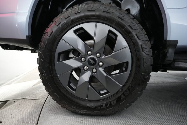 2022 Ford F-150 Lightning — photo 7 of 15