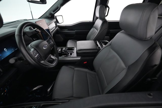 2022 Ford F-150 Lightning — photo 3 of 15