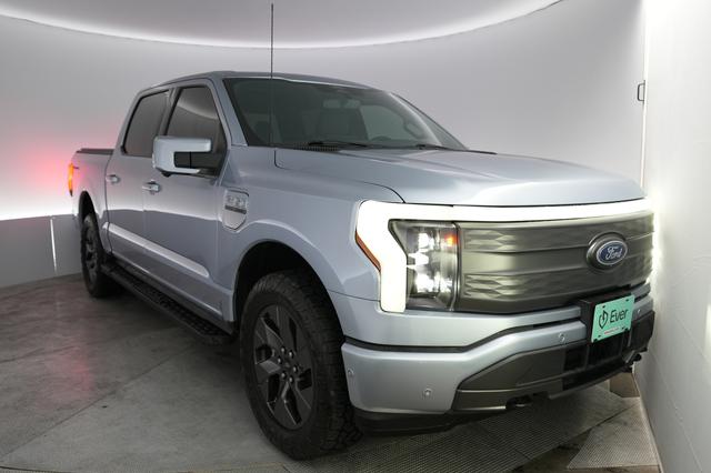 2022 Ford F-150 Lightning — VIN 1FTVW1EV7NWG10691