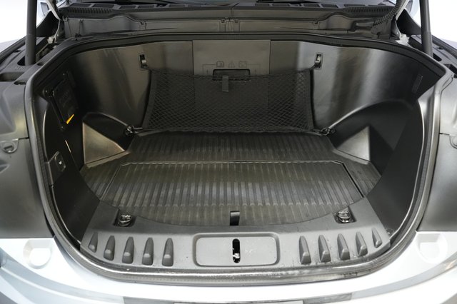 2022 Ford F-150 Lightning — photo 14 of 15