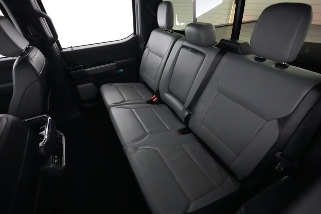 2022 Ford F-150 Lightning — photo 13 of 15