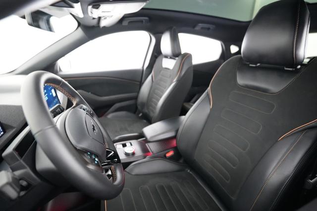 2023 Ford Mustang Mach-E — photo 3 of 21