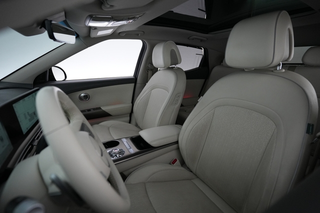 2023 Genesis GV60