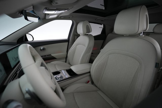 2023 Genesis GV60 — photo 3 of 21
