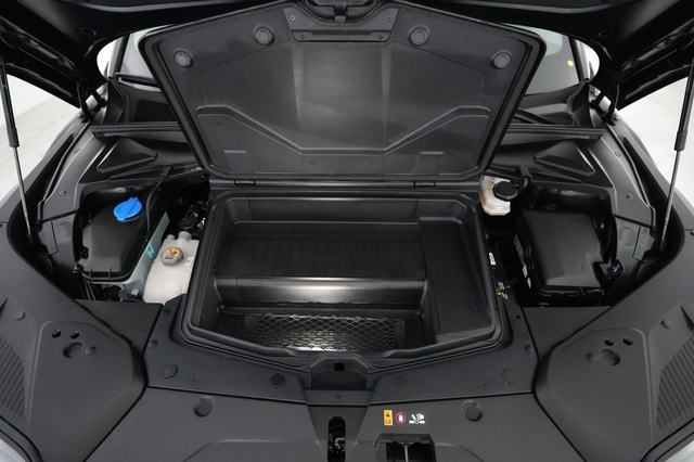2023 Genesis GV60